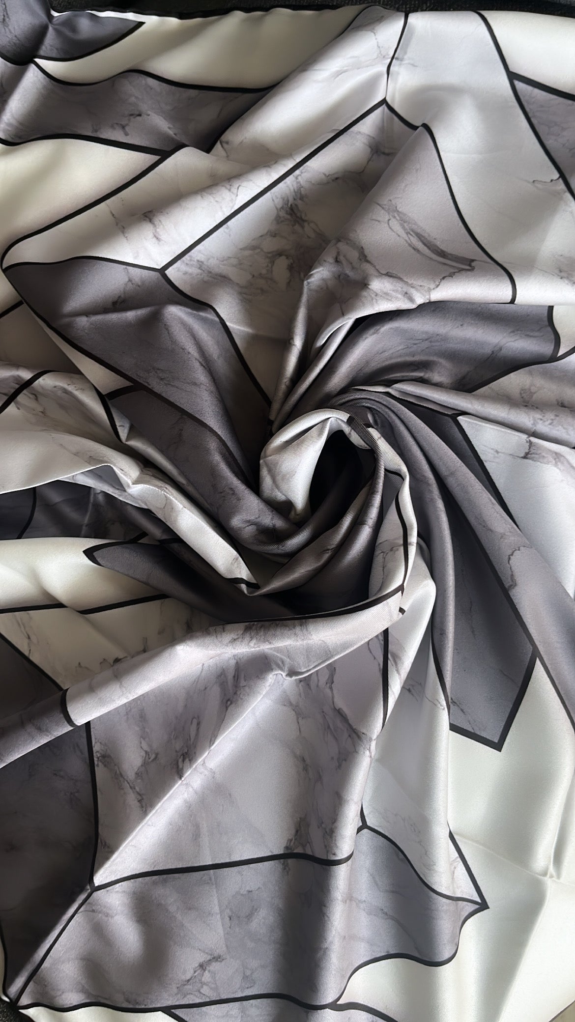 Satin scarf - marble